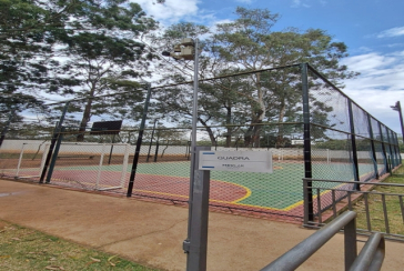 Belo Apartamento à venda no Jaraguá na Avenida Doutor José Maniero 225