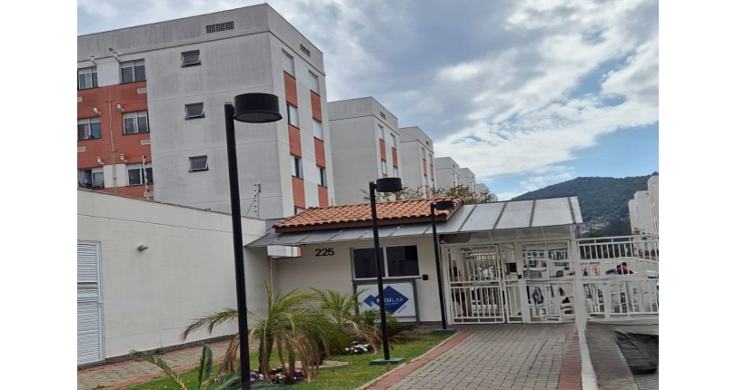 Belo Apartamento à venda no Jaraguá na Avenida Doutor José Maniero 225