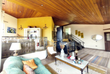 Linda Casa de Condomínio com Conforto e elegância à venda no Bairro da Chácara Jaraguá na Rua Santana do Araguaia