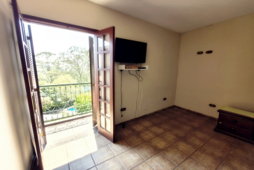 Linda Casa de Condomínio com Conforto e elegância à venda no Bairro da Chácara Jaraguá na Rua Santana do Araguaia