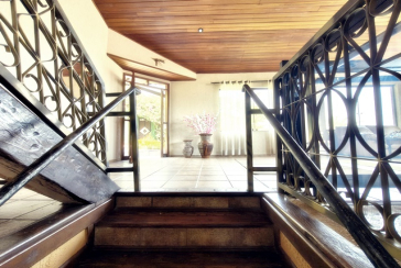 Linda Casa de Condomínio com Conforto e elegância à venda no Bairro da Chácara Jaraguá na Rua Santana do Araguaia