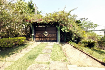 Linda Casa de Condomínio com Conforto e elegância à venda no Bairro da Chácara Jaraguá na Rua Santana do Araguaia