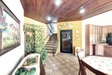 Linda Casa de Condomínio com Conforto e elegância à venda no Bairro da Chácara Jaraguá na Rua Santana do Araguaia