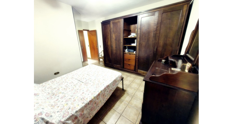 Linda Casa de Condomínio com Conforto e elegância à venda no Bairro da Chácara Jaraguá na Rua Santana do Araguaia