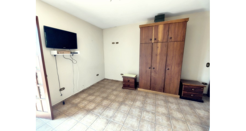 Linda Casa de Condomínio com Conforto e elegância à venda no Bairro da Chácara Jaraguá na Rua Santana do Araguaia