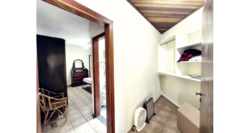 Linda Casa de Condomínio com Conforto e elegância à venda no Bairro da Chácara Jaraguá na Rua Santana do Araguaia