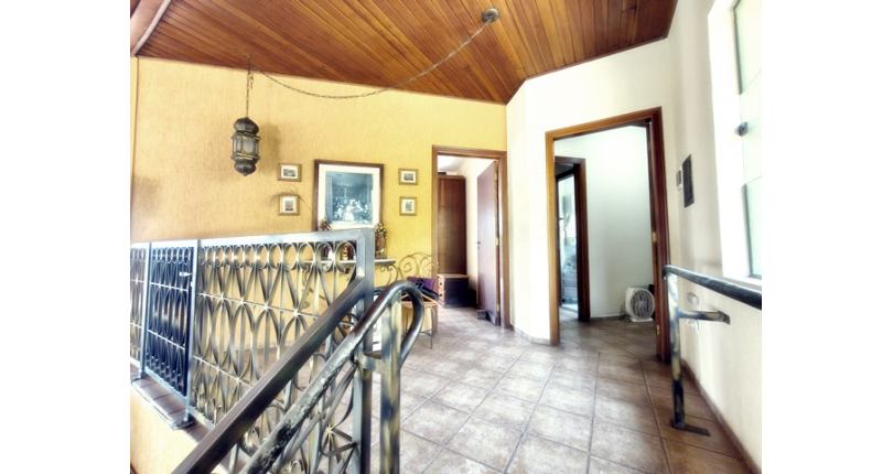 Linda Casa de Condomínio com Conforto e elegância à venda no Bairro da Chácara Jaraguá na Rua Santana do Araguaia