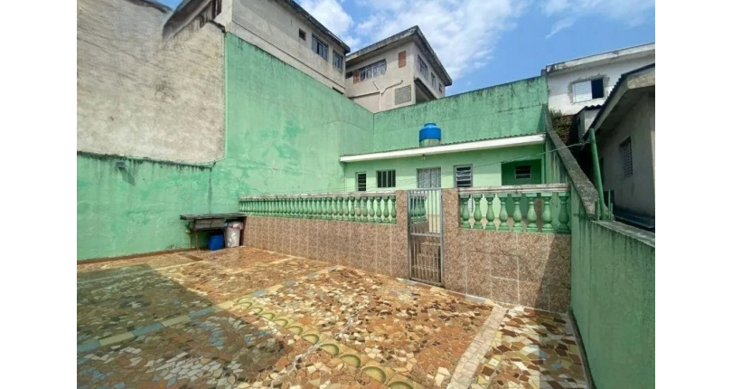  Casa Térrea à venda no Bairro do Jardim Marisa na Rua José de Souza Aguiar,