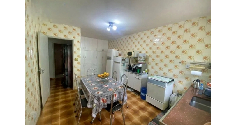  Casa Térrea à venda no Bairro do Jardim Marisa na Rua José de Souza Aguiar,