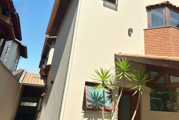  Sobrado de Alto Padrão à venda no Bairro do City América na Rua Icádio