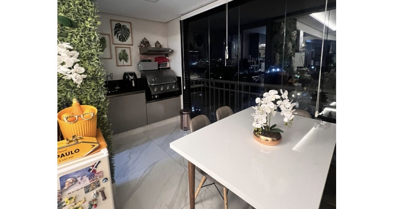 Excelente oportunidade no Royal Park Alphaville! Apartamento impecável