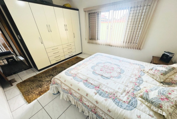 Belo Sobrado à venda no Bairro da Vila Boaçava na Rua Jurubim,