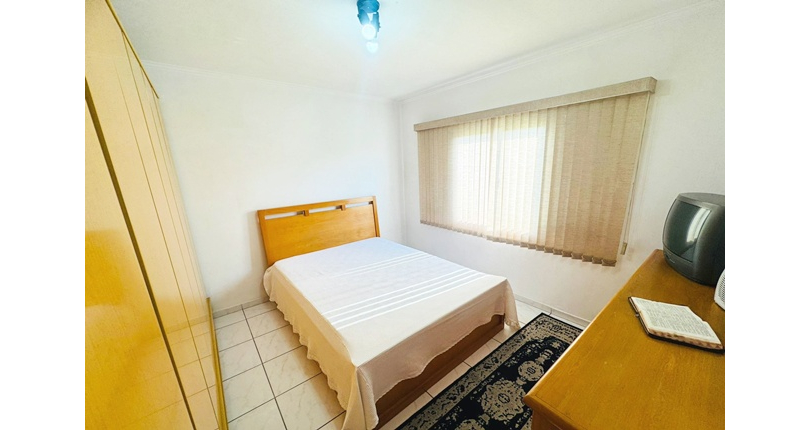 Belo Sobrado à venda no Bairro da Vila Boaçava na Rua Jurubim,