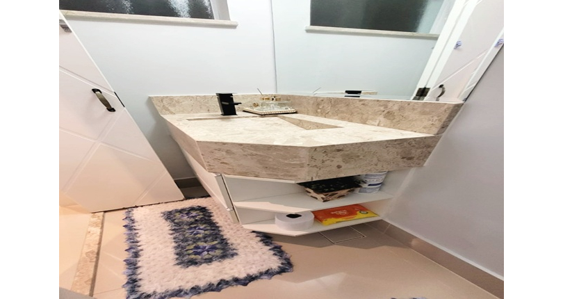 Belo Sobrado à venda no Bairro do Parque São Domingos na Rua Dirceu de Almeida,