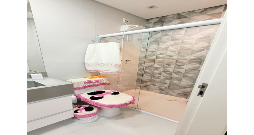 Belo Sobrado à venda no Bairro do Parque São Domingos na Rua Dirceu de Almeida,