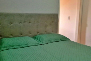 Belo Sobrado à venda no Bairro do Jaraguá na Rua Dona Gertrudes Jordão 257, no Condomínio Village Park