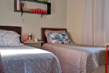 Belo Sobrado à venda no Bairro do Jaraguá na Rua Dona Gertrudes Jordão 257, no Condomínio Village Park