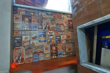 Belo Sobrado à venda no Bairro do Jaraguá na Rua Dona Gertrudes Jordão 257, no Condomínio Village Park