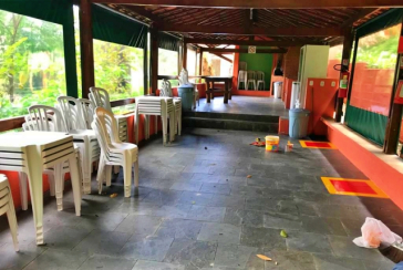 Belo Sobrado à venda no Bairro do Jaraguá na Rua Dona Gertrudes Jordão 257, no Condomínio Village Park