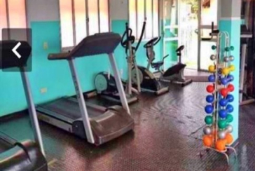 Belo Sobrado à venda no Bairro do Jaraguá na Rua Dona Gertrudes Jordão 257, no Condomínio Village Park