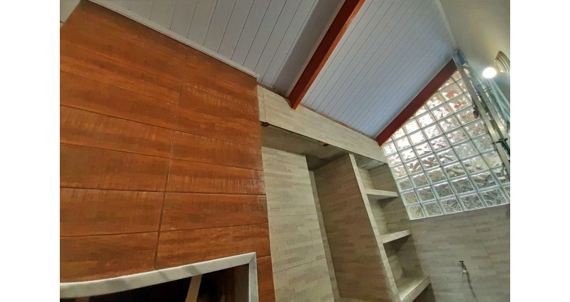 Belo Sobrado à venda no Bairro do Jaraguá na Rua Dona Gertrudes Jordão 257, no Condomínio Village Park