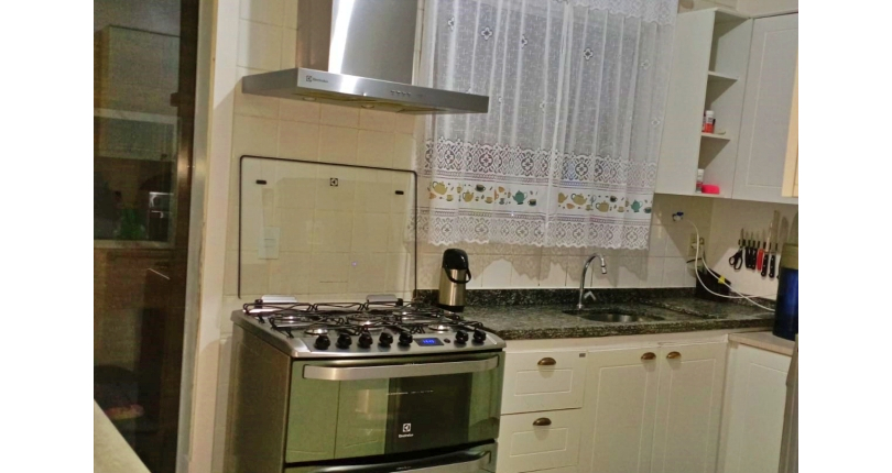 Belo Sobrado à venda no Bairro do Jaraguá na Rua Dona Gertrudes Jordão 257, no Condomínio Village Park