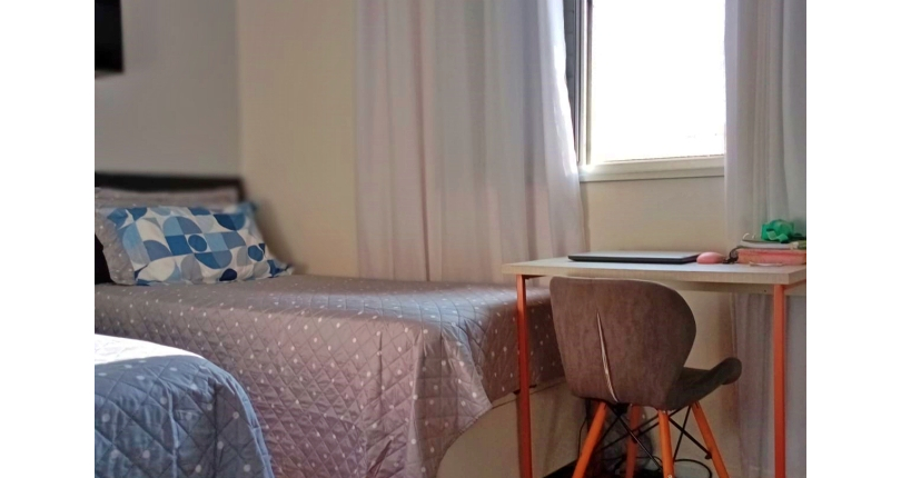 Belo Sobrado à venda no Bairro do Jaraguá na Rua Dona Gertrudes Jordão 257, no Condomínio Village Park