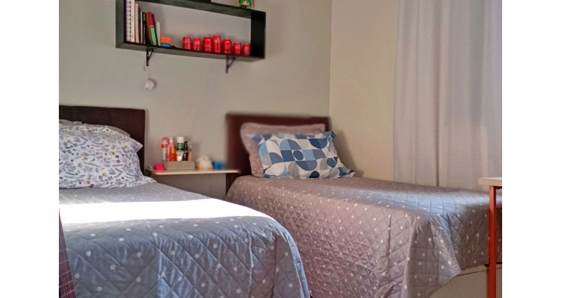 Belo Sobrado à venda no Bairro do Jaraguá na Rua Dona Gertrudes Jordão 257, no Condomínio Village Park