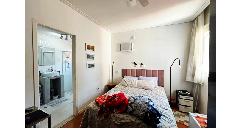 Casa à venda no Bairro da Lapa na Rua João Tibiriçá