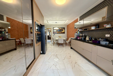 Lindo Sobrado semi novo à venda no Bairro do Parque São Domingos na Rua José Tobias dos Santos,  