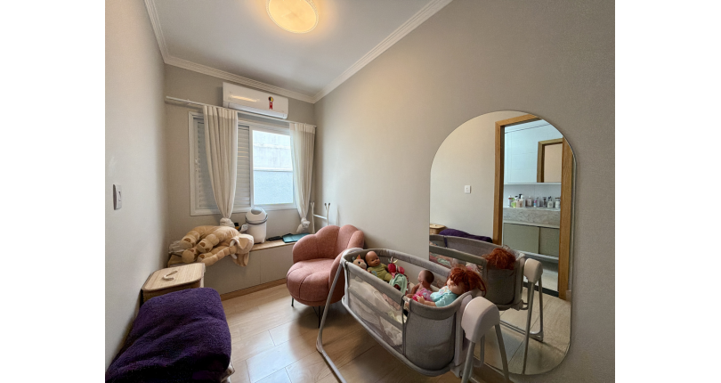 Lindo Sobrado semi novo à venda no Bairro do Parque São Domingos na Rua José Tobias dos Santos, 