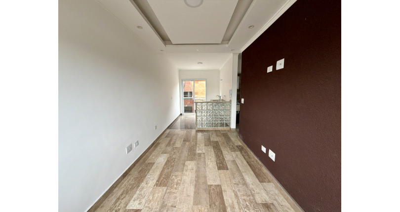 Sobrado novo à venda no Bairro do Jaraguá na Rua Lezira 62, no Condomínio Residencial Vila Real,