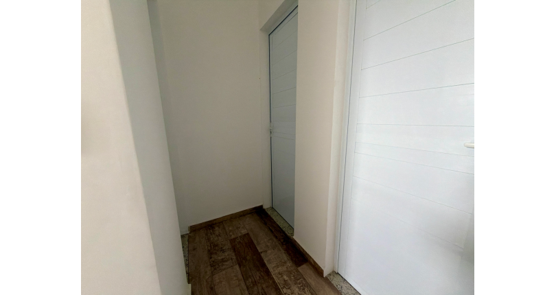 Sobrado novo à venda no Bairro do Jaraguá na Rua Lezira 62, no Condomínio Residencial Vila Real,