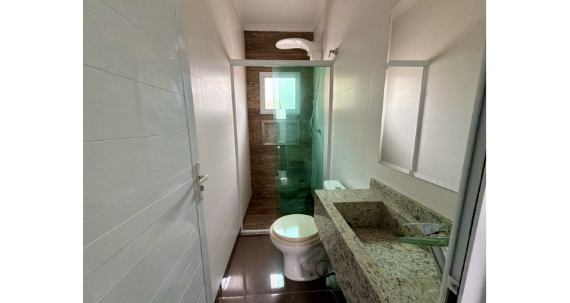 Sobrado novo à venda no Bairro do Jaraguá na Rua Lezira 62, no Condomínio Residencial Vila Real,