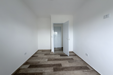 Sobrado novo à venda no Bairro do Jaraguá na Rua Lezira 62, 