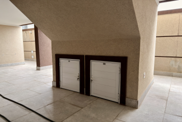 Sobrado novo à venda no Bairro do Jaraguá na Rua Lezira 62, 