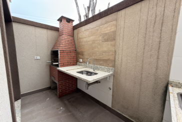 Sobrado novo à venda no Bairro do Jaraguá na Rua Lezira 62, 