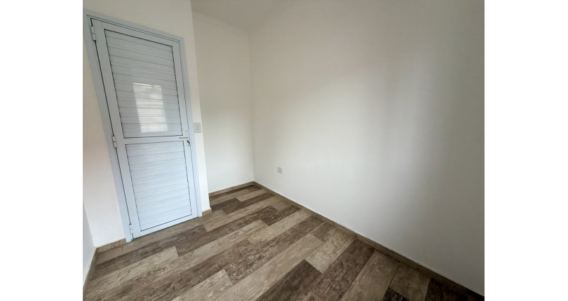 Sobrado novo à venda no Bairro do Jaraguá na Rua Lezira 62,