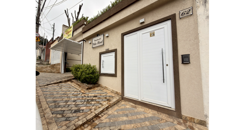 Sobrado novo à venda no Bairro do Jaraguá na Rua Lezira 62,