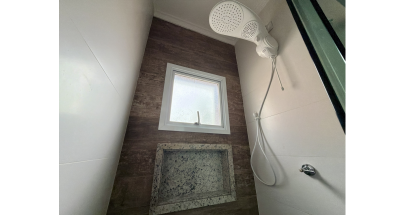 Sobrado novo à venda no Bairro do Jaraguá na Rua Lezira 62,