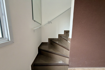 Sobrado novo à venda no Bairro do Jaraguá na Rua Lezira 62,