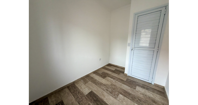 Sobrado novo à venda no Bairro do Jaraguá na Rua Lezira 62,