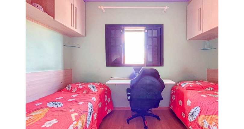 Sobrado à venda no Bairro do Jaraguá na Rua Bela Vista do Ivaí