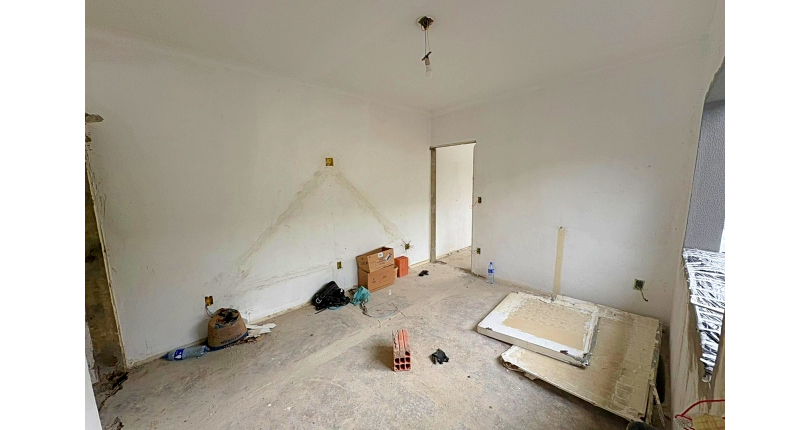 Em construção à venda Rua João Alves Pimenta, Vila Miriam - Imóveis à Venda