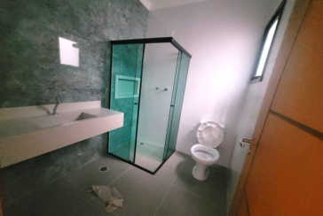 Belo Sobrado novo à venda no Bairro da Vila Jaguara na Rua Pinheiro Raposo 44