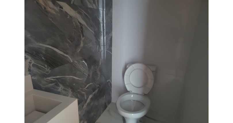 Belo Sobrado novo à venda no Bairro da Vila Jaguara na Rua Pinheiro Raposo 44