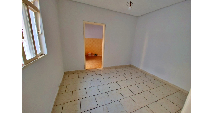 Prédio Comercial à venda no Jardim Santo Elias na Rua Fábio de Almeida Magalhães