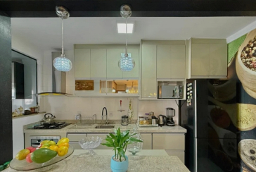 Apartamento à venda na Praia Grande no Bairro do Boqueirão na Rua Jaú 1352