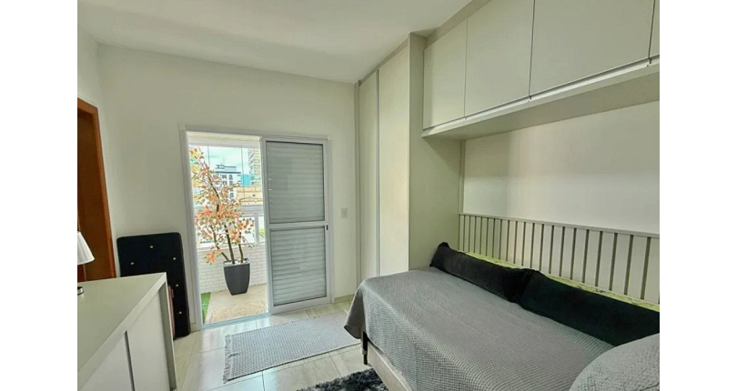 Apartamento à venda na Praia Grande no Bairro do Boqueirão na Rua Jaú 1352