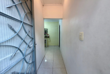 Casa assobradada à venda no Bairro da Vila dos Remédios